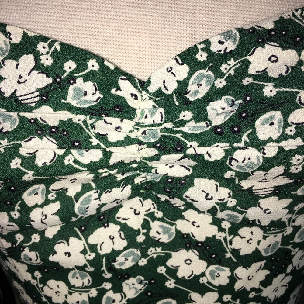 Reformation Wallflower Floral Green Long Sleeve Dress - Picture 5 of 10